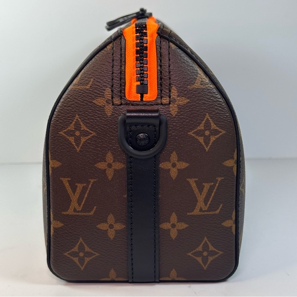 Louis Vuitton Monogram City Keepall Friends - Picture 10 of 15